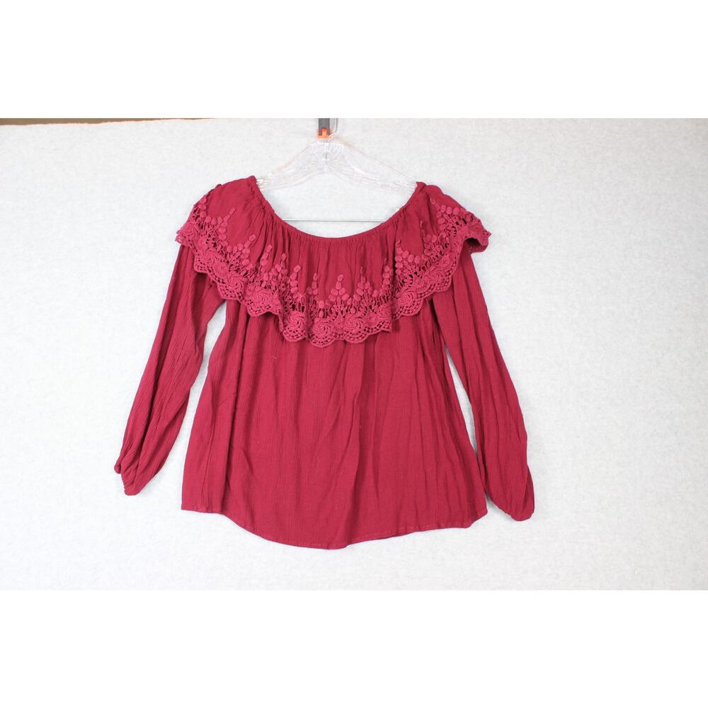 Altar'd State Maroon Top Blouse With Crocheted Details,‎ Scoop Neck, Size Small